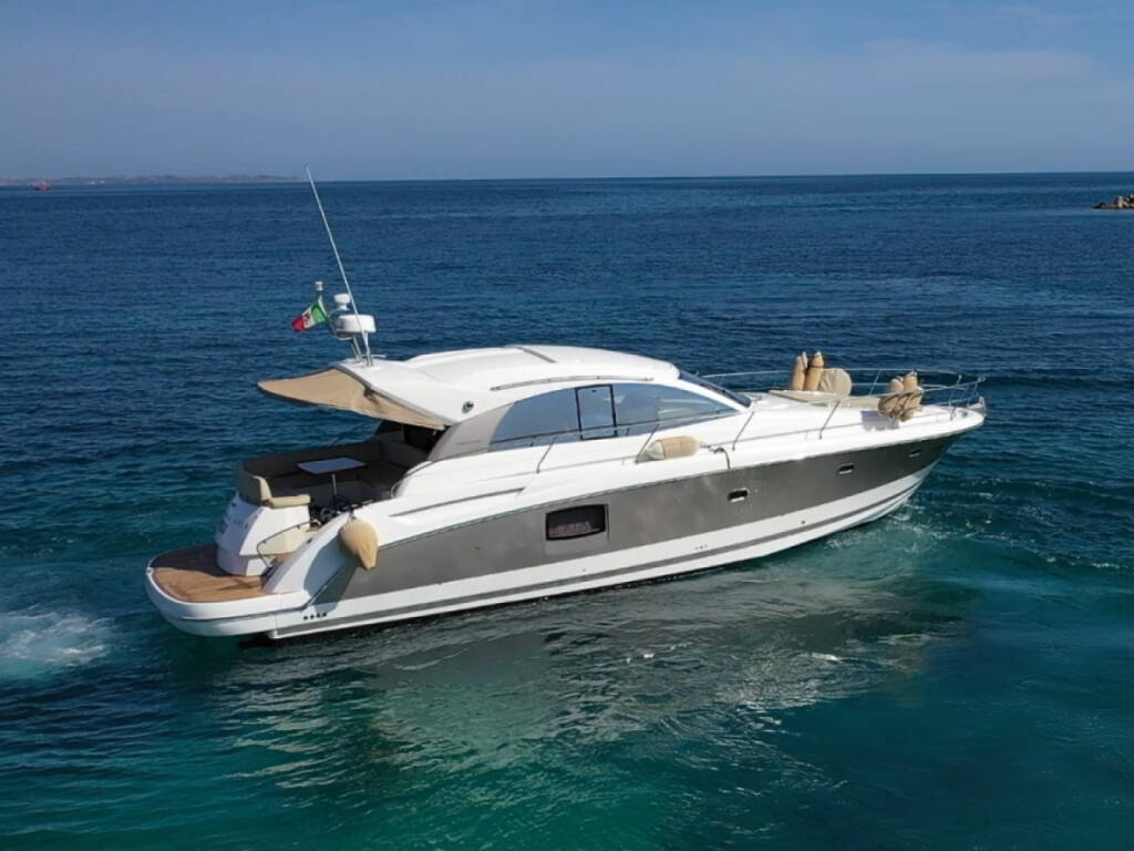 Prestige 440 S, Pato