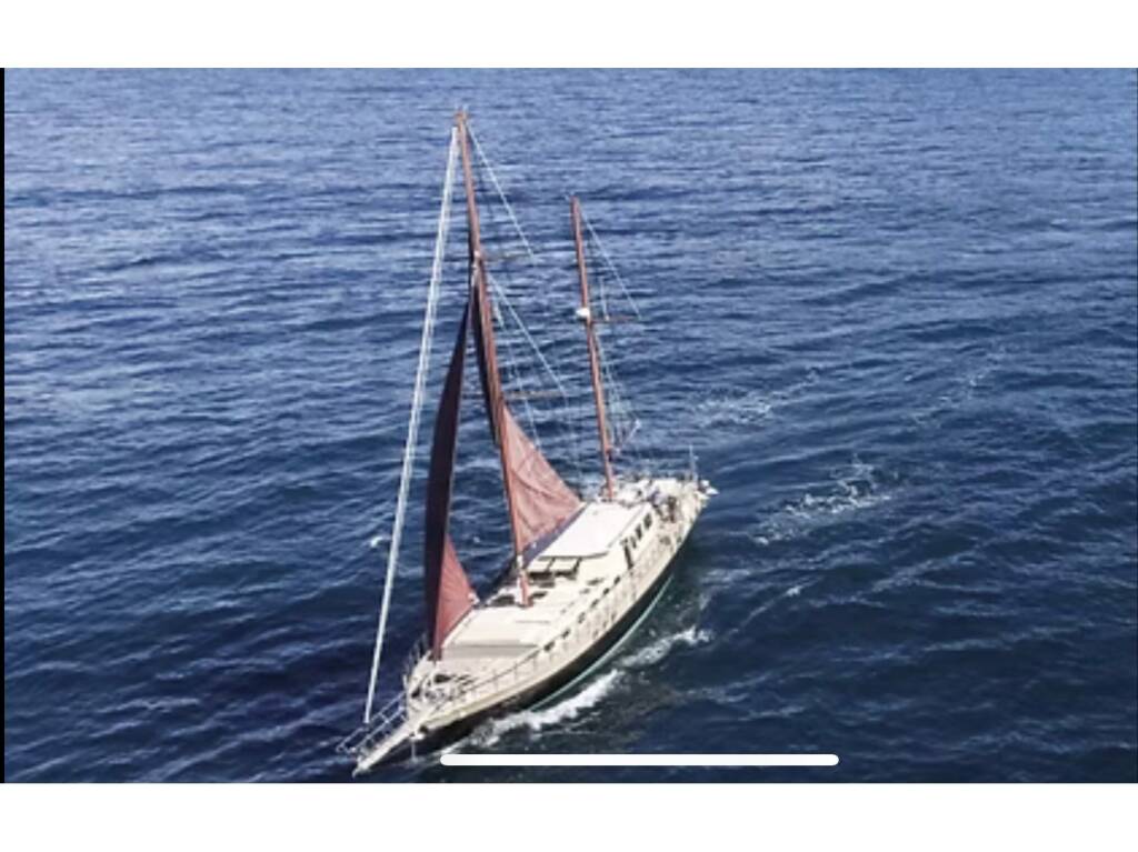 Sailing Yacht 70, Sea Moon