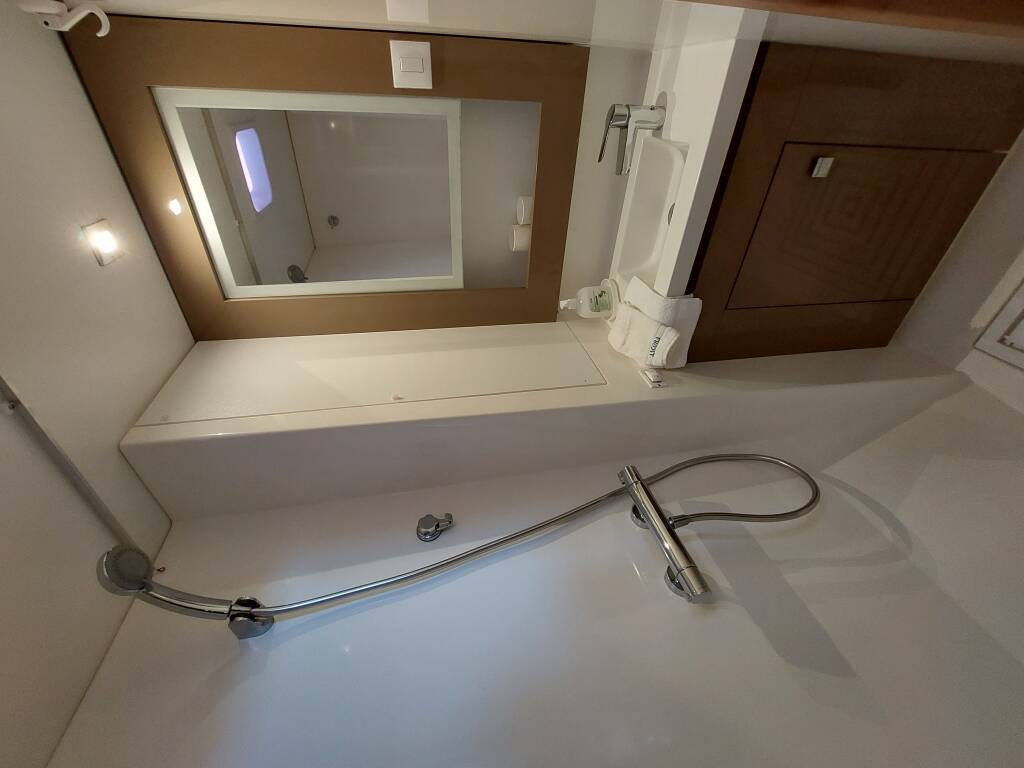 Saona 47, Ancora Reha