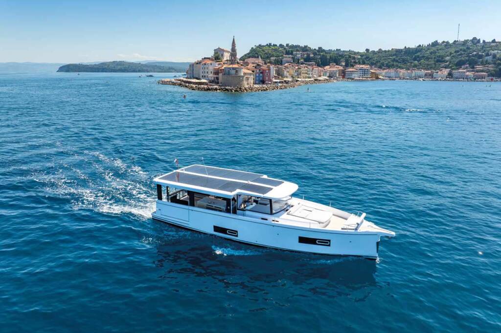 Sea Loft 480, Sundowner
