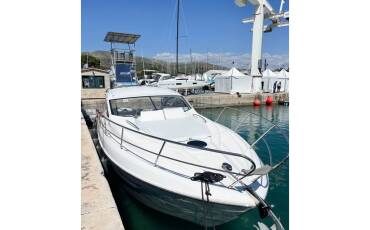 Sessa C38, Brač