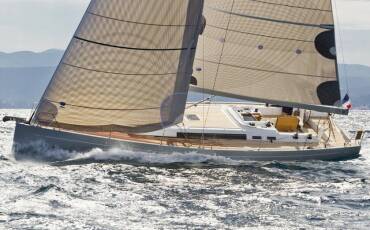 Solaris One 44 Trinity