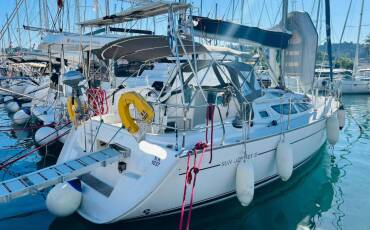 Sun Odyssey 35, Sterope