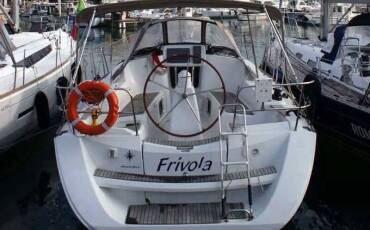 Sun Odyssey 36i, Frivola