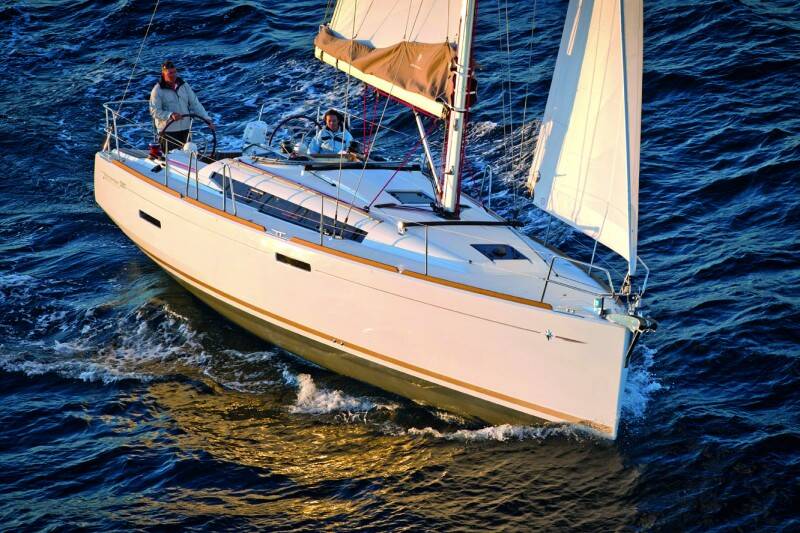 Sun Odyssey 389, Sound of Silence