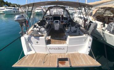 Sun Odyssey 389, Amadeus