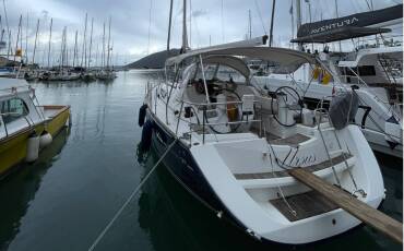 Sun Odyssey 39i, Ursus