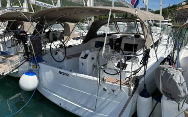 Sun Odyssey 410, Bobo