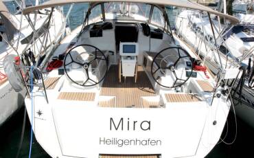 Sun Odyssey 419, Mira