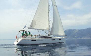 Sun Odyssey 42 DS, Sweet Alis