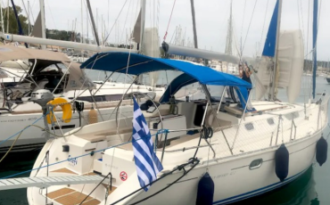 Sun Odyssey 42.2, Stefi