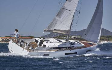 Sun Odyssey 440, Apollonas