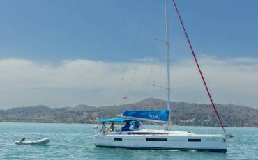 Sun Odyssey 440, 