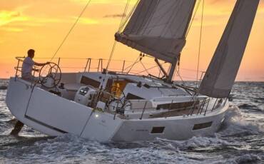 Sun Odyssey 440, Dysita