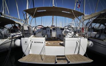 Sun Odyssey 449, Nina