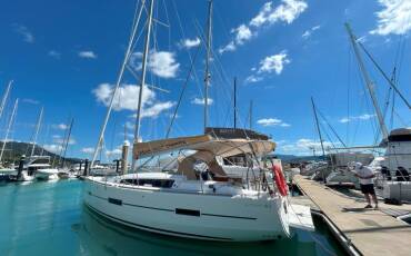 Sun Odyssey 44i, MISS DEVEREUX **