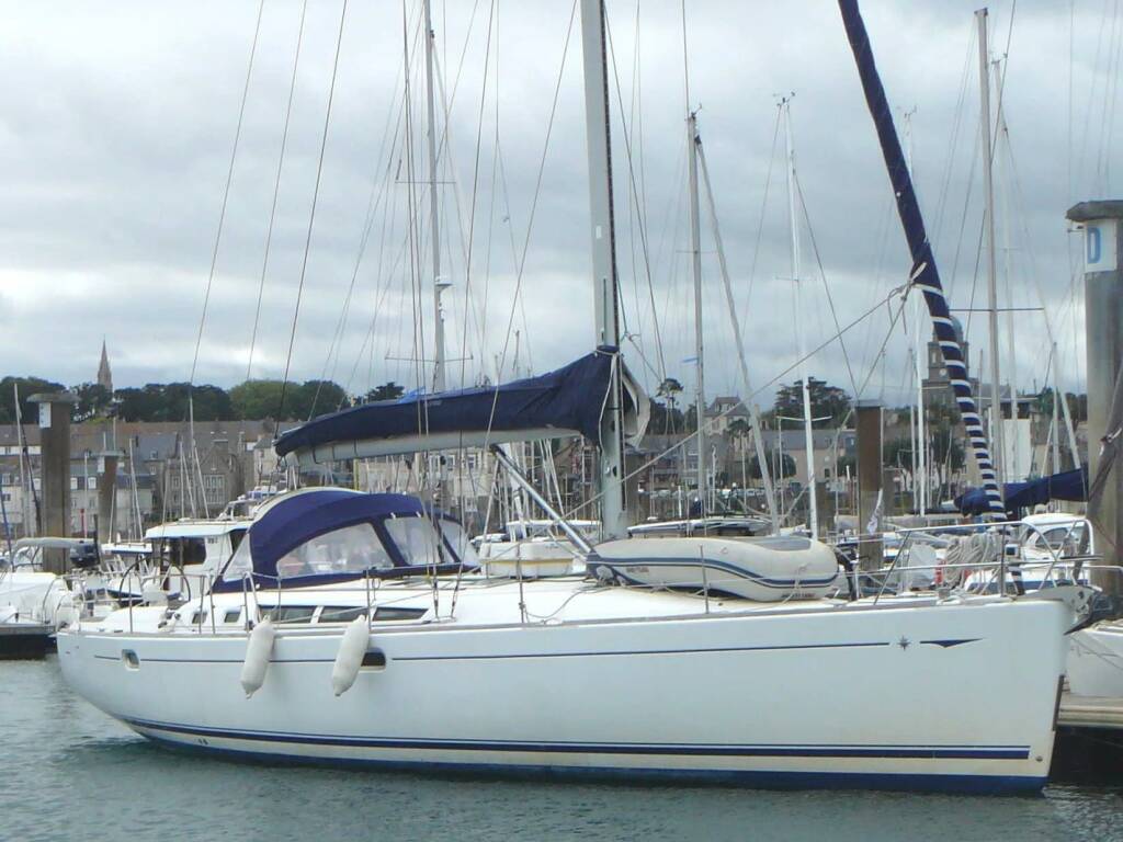 Sun Odyssey 45, Tattoo