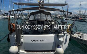 Sun Odyssey 479, Amfitriti