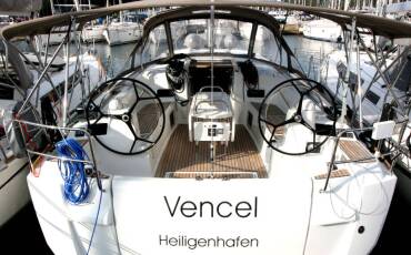 Sun Odyssey 479, Vencel