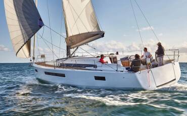 Sun Odyssey 490, 