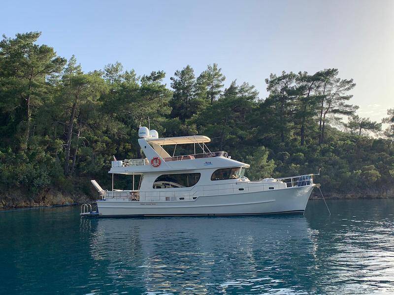 Trawler 50, Atil