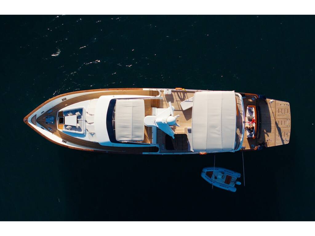 Trawler 77, Troy Explorer
